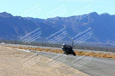 media/Jan-09-2022-SoCal Trackdays (Sun) [[2b1fec8404]]/Turn 8 (1045am)/